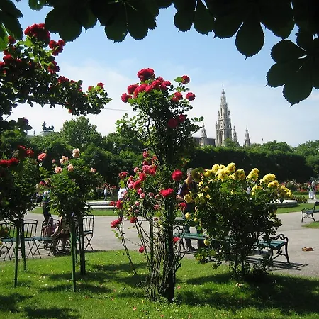 Rosner Отель 3*
