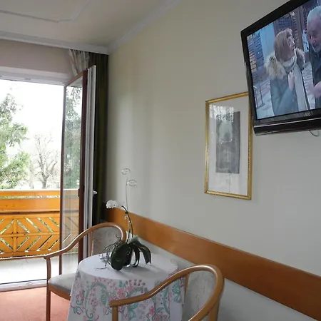 Ξενοδοχείο Rosner 3*